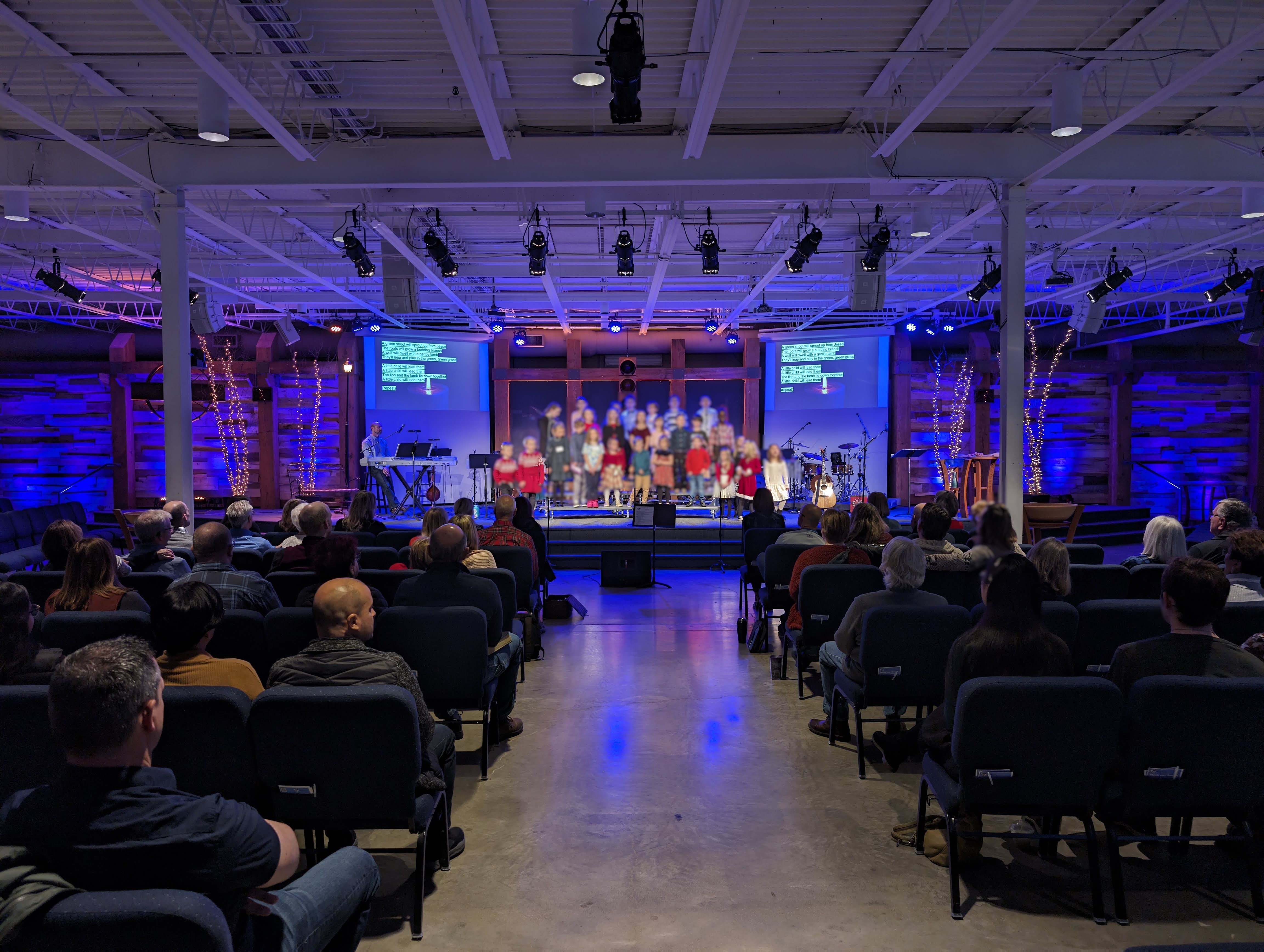 Covenant Life Church, Grand Haven, Michigan, USA with a typical set up