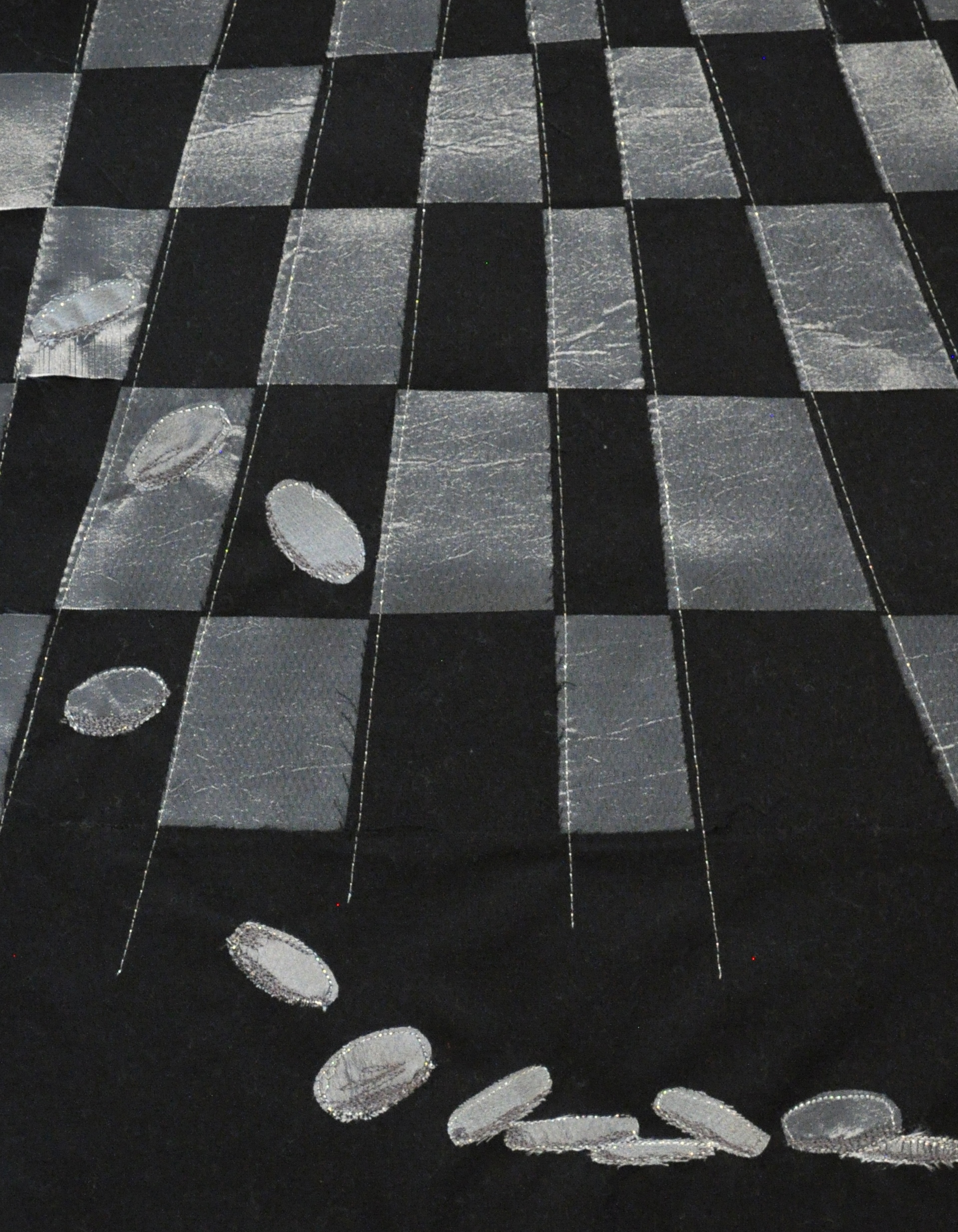 Silver Coins spilling