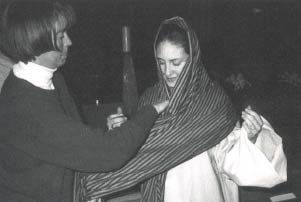 Shari Buma helping Suzanna Teune with her costume