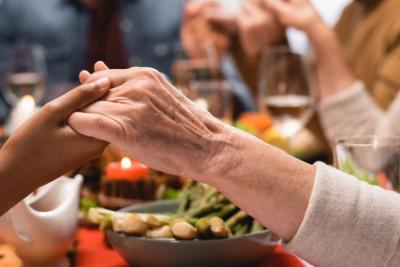Thanksgiving Dinner and Prayer