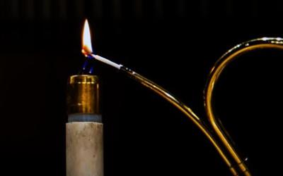 Lighting the Christ candle