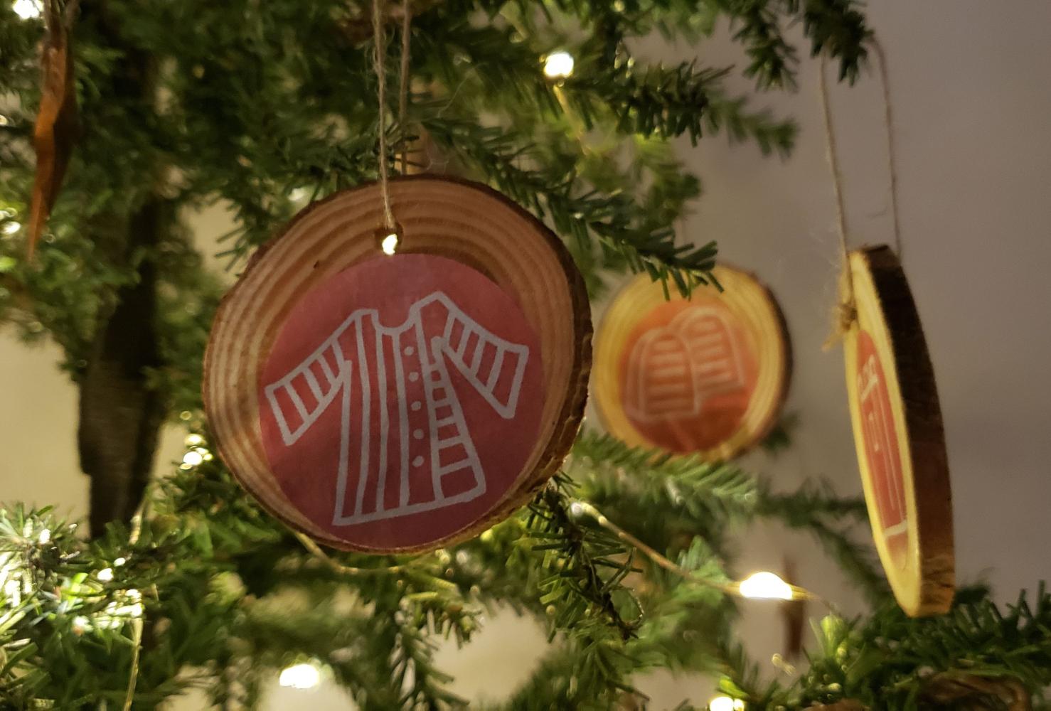 Jesse Tree photo by Joyce Borger